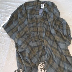 NWT OS Ruana Outlander Collection by Torrid